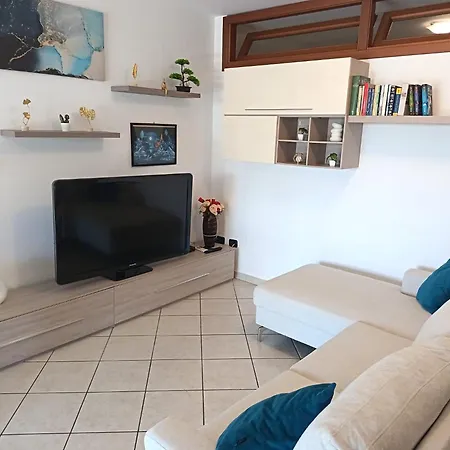 Faro House Apartment Olbia